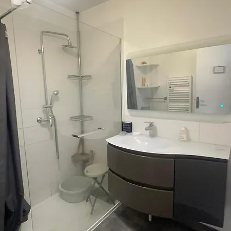 Hotel Maison Chaleureuse A 15 Minutes De Roissy Cdg *